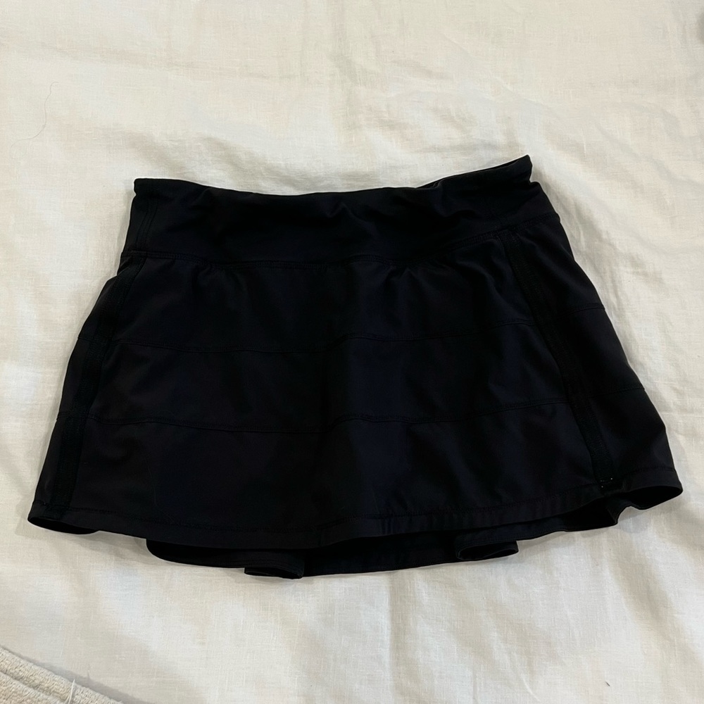 Lululemon pace rival mid-rise skirt